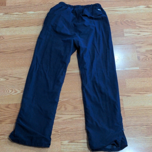 Golf Pants - Gore-Tex w/ Lined pockets - Picture 2 of 10